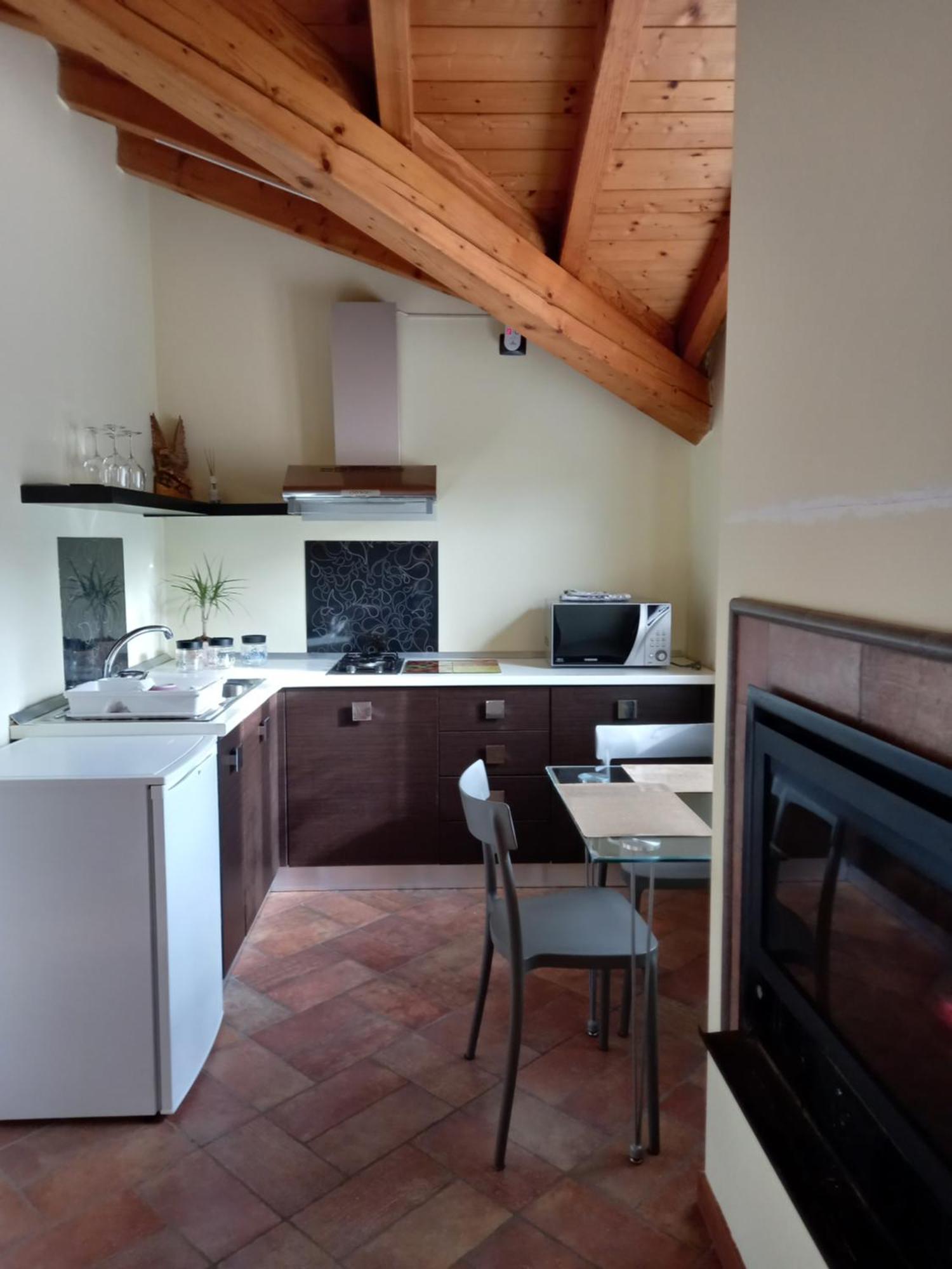 Casa Vacanze Tania Somendenna Exteriör bild