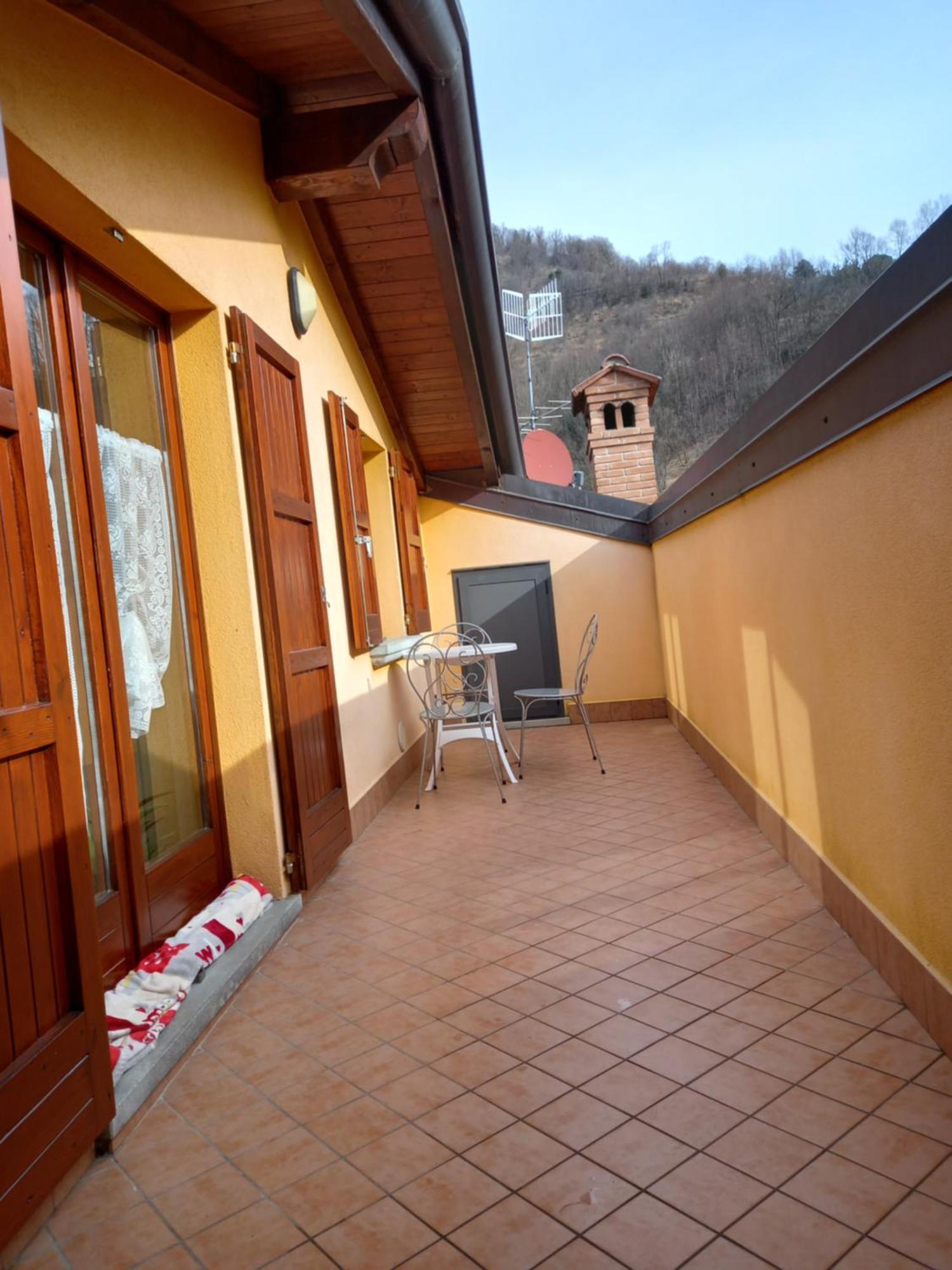Casa Vacanze Tania Somendenna Exteriör bild